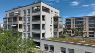 Neuwertige, sonnige 3 Zimmer-Wohnung mit Weitblick in ruhiger, grüner Lage, mit Süd- und West-Balkon - zeitlose Architektur