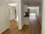 Exklusives Angebot:Neuwertige edle 3,5 Zi. Wohnung-SW-Balkon+Blick ins Grüne in Bestlage Obermenzing - Blick in den Wohnraum