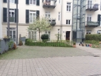 4-Zimmer-Stadtwohnung - charmanter Altbau mit 2 Südbalkonen - in Neuhausen - Innenhof