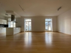 4-Zimmer-Stadtwohnung - charmanter Altbau mit 2 Südbalkonen - in Neuhausen - Wohn- / Essbereich